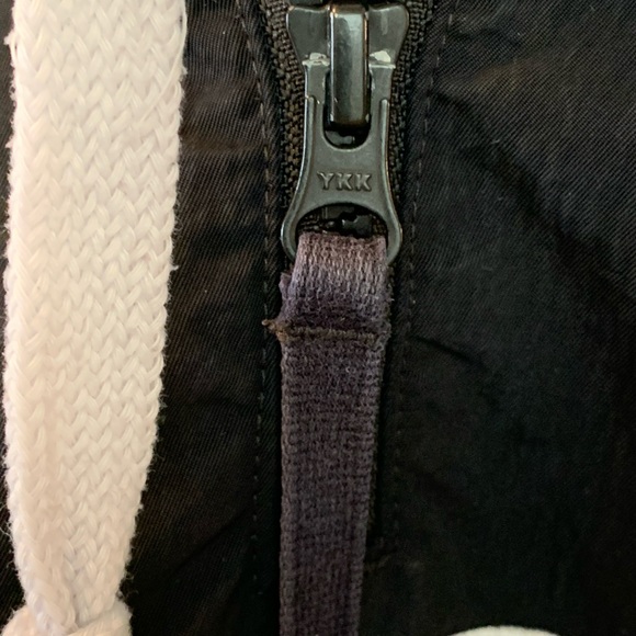 Men’s Nike Air Small 1/4 zip black pullover rain jacket/hooded windbreaker - Picture 15 of 16